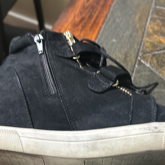 Black foam wedge sneaker size 8 - Picture 6 of 6